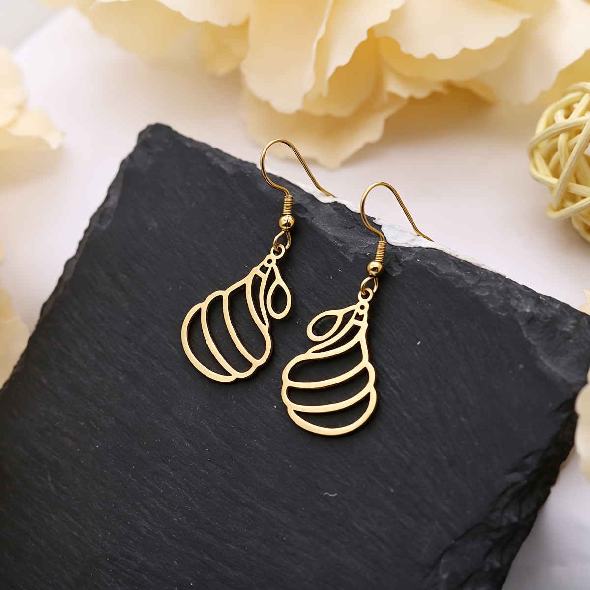 Women's Minimalist Hollow Line Ice Cream Dangle Hook Earrings